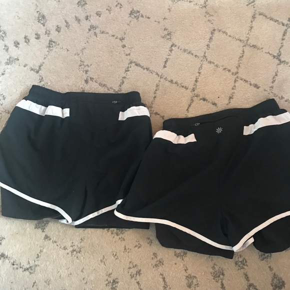 2/for 1 Athleta running shorts. Black and white - Picture 5 of 7
